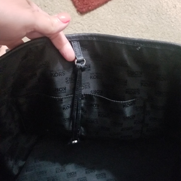 Michael kors bag - Picture 10 of 10